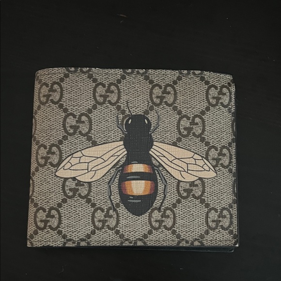 Gucci GG Pattern Wallet with Bee Design